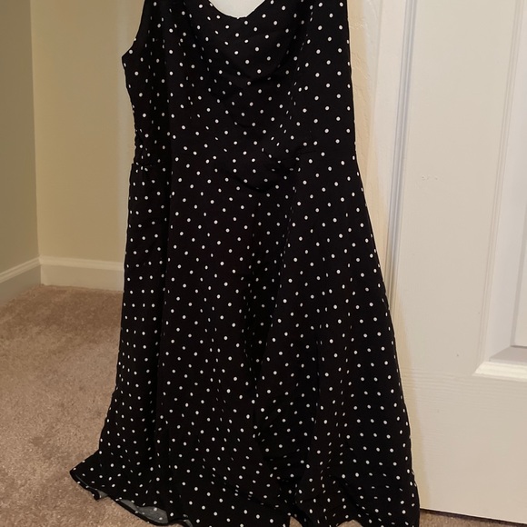 Old Navy Dresses & Skirts - polka dot old navy dress BRAND NEW